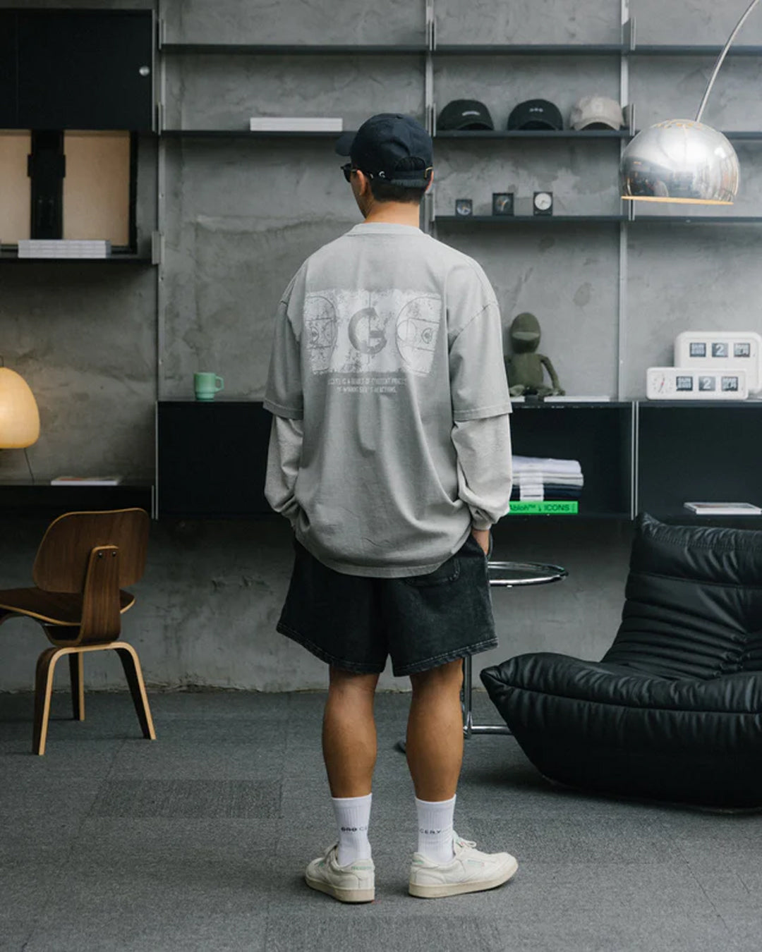 Hoop Dream Washed Graphic Tee - Grey