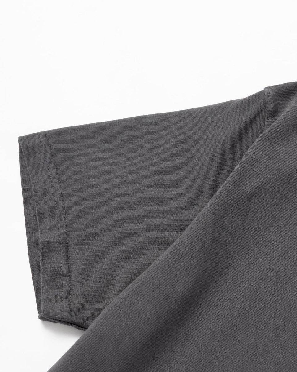 Nourish Pocket Tee - Charcoal