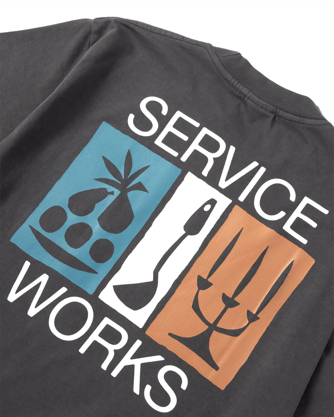 Nourish Pocket Tee - Charcoal