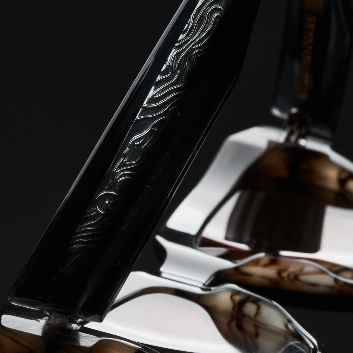Acetate Vhiveka Stripe Brown