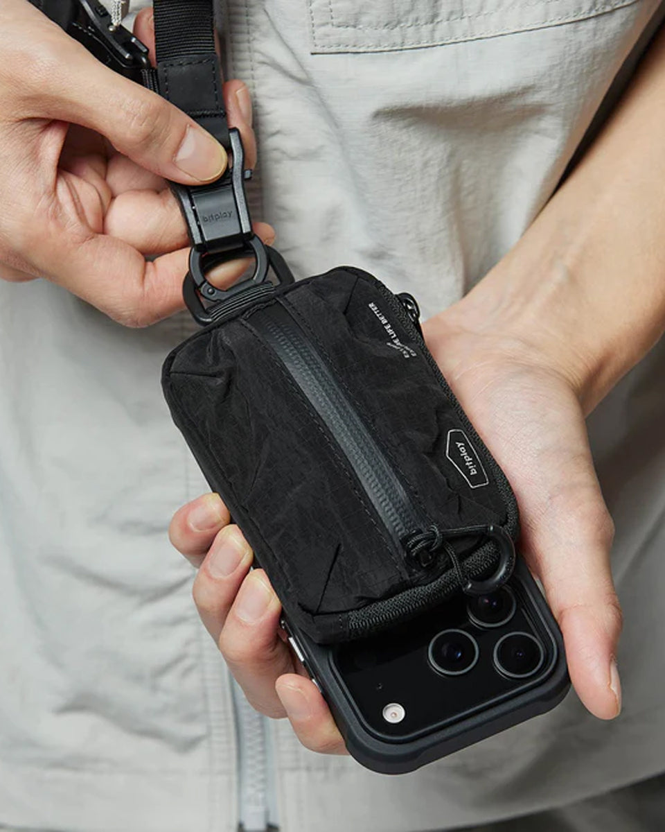 Magnetic Mini Pouch