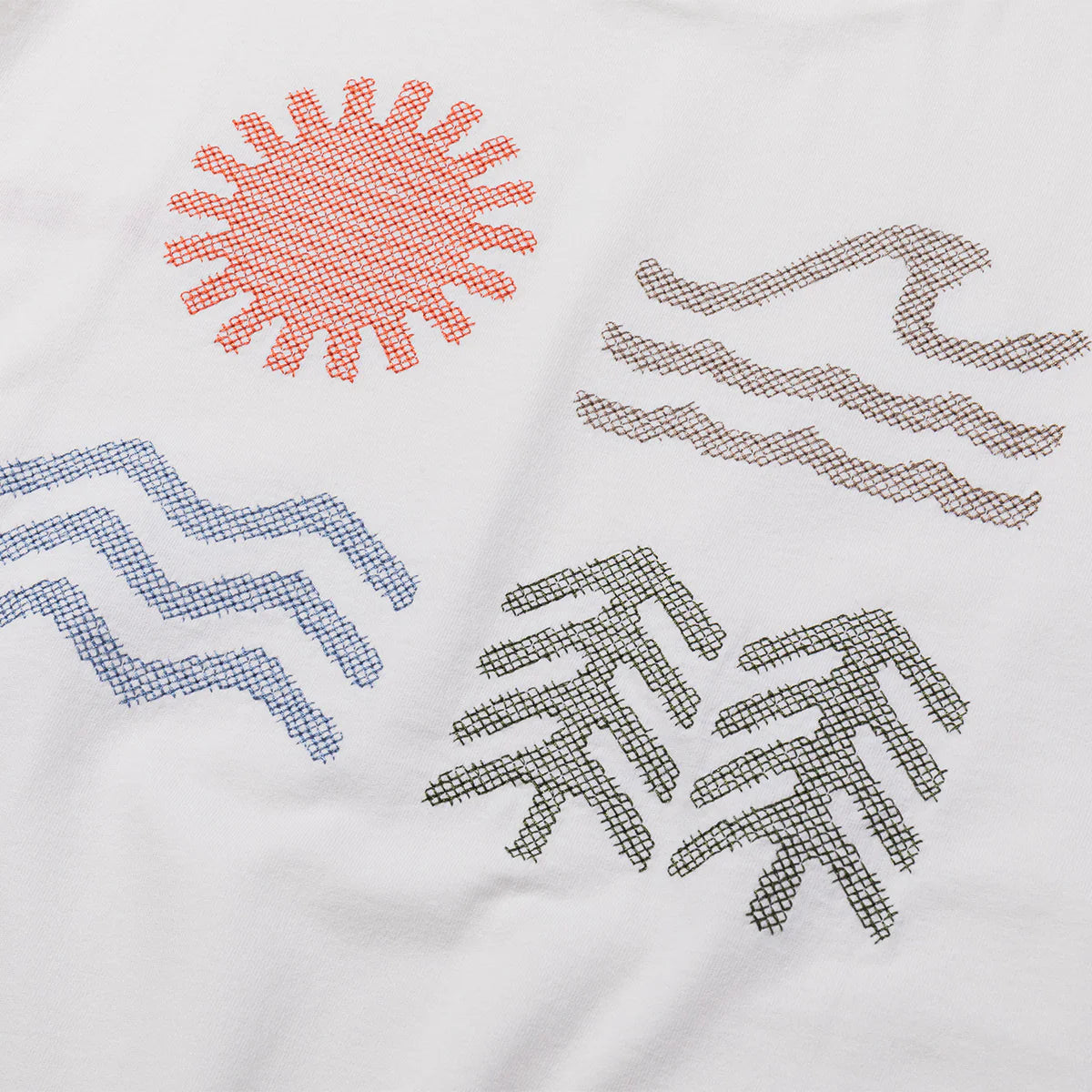PRM CLOTH STITCH EMB TEE - WHITE