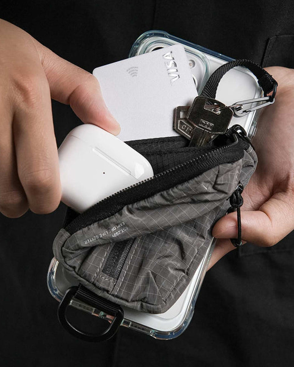 Magnetic Mini Pouch