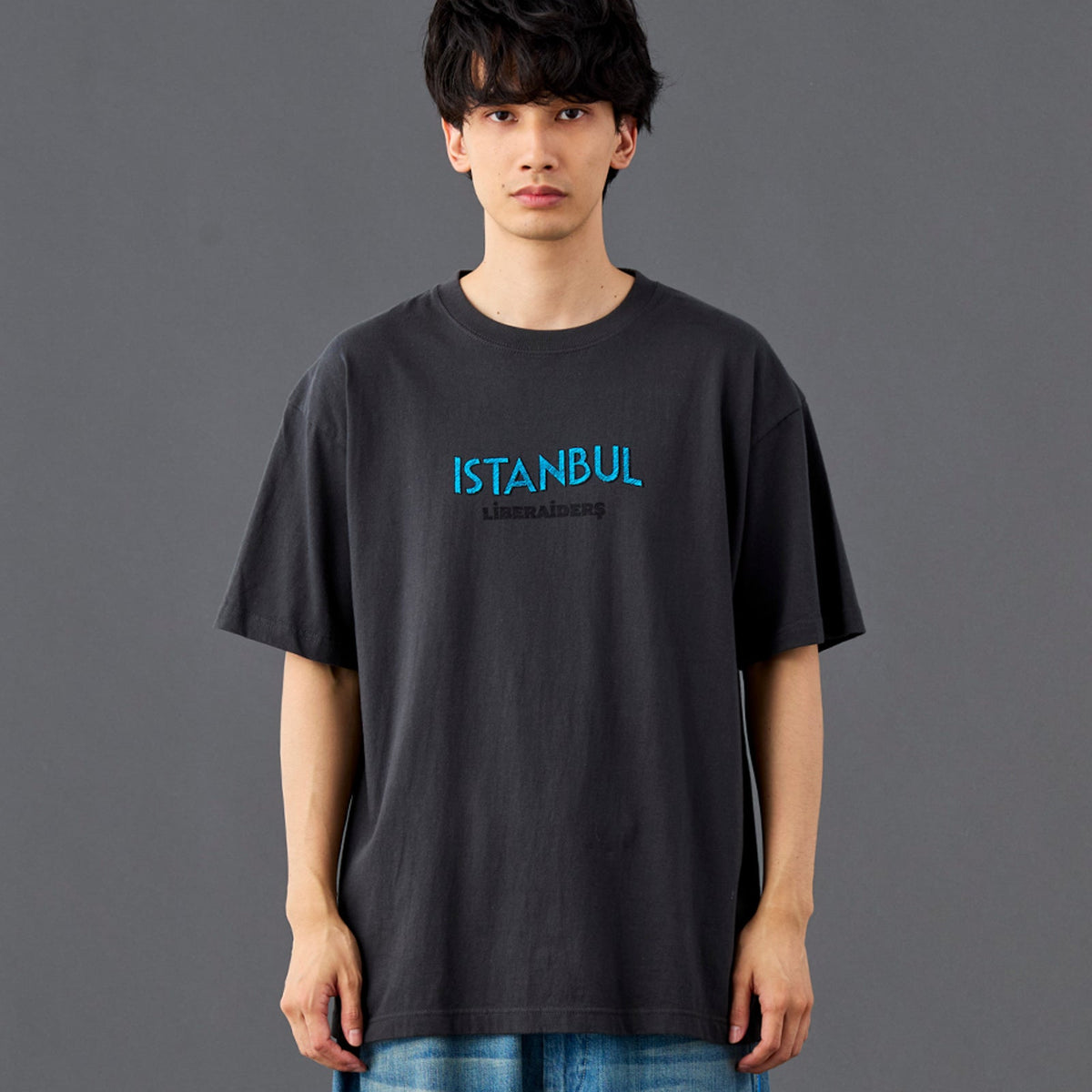 Istanbul Tee  - Charcoal