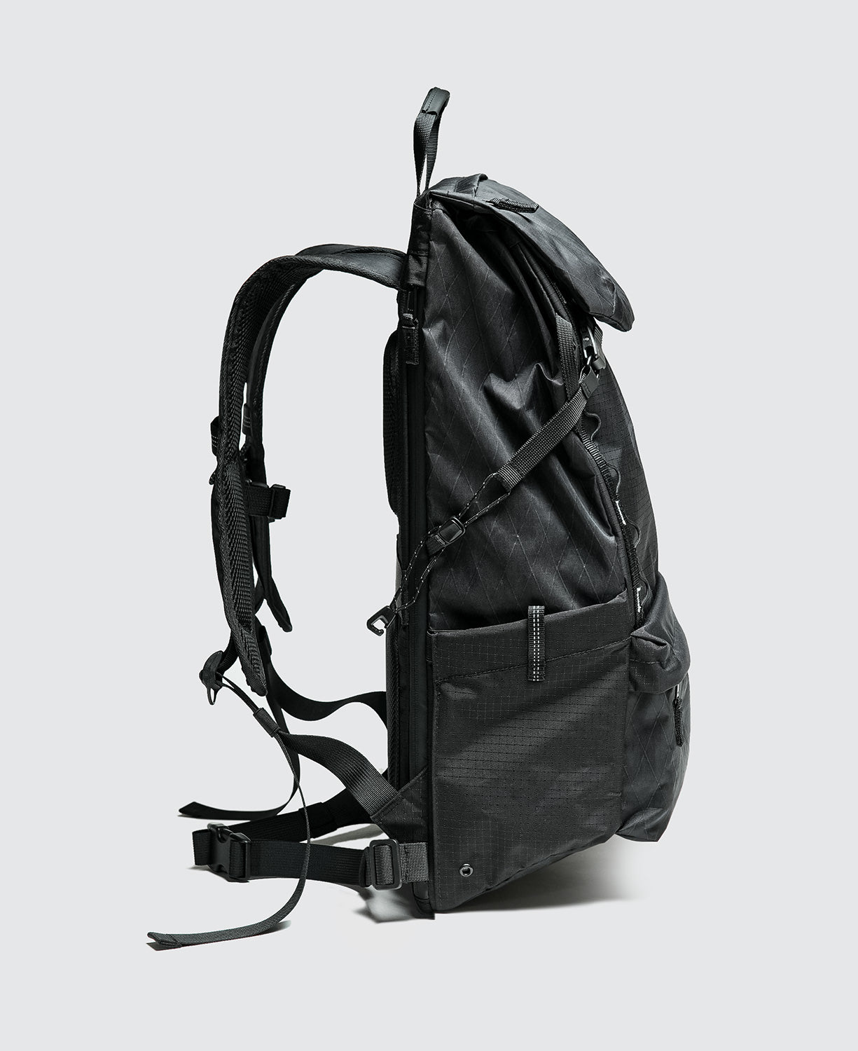 28L Backpack Black Series