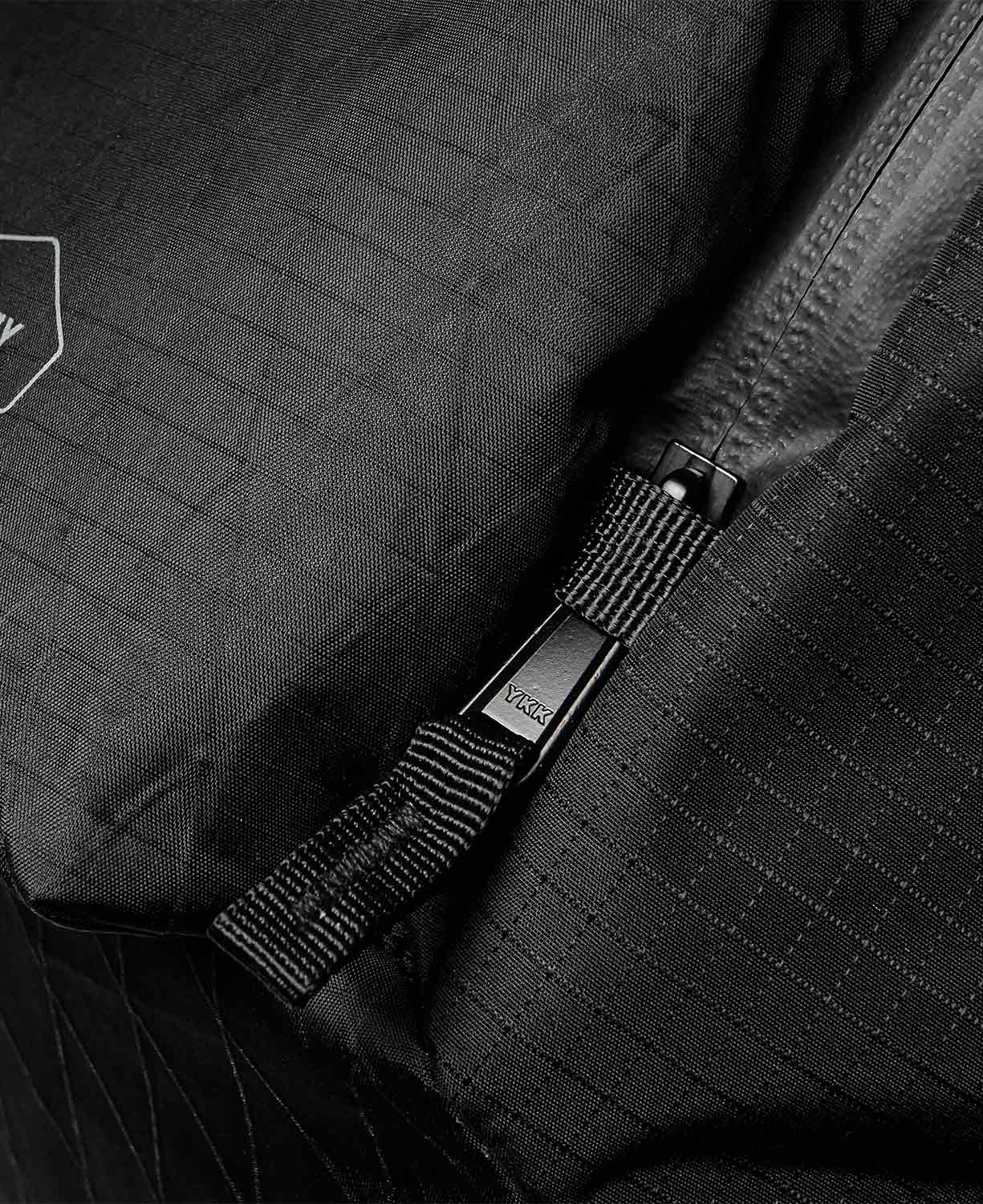 28L Backpack Black Series