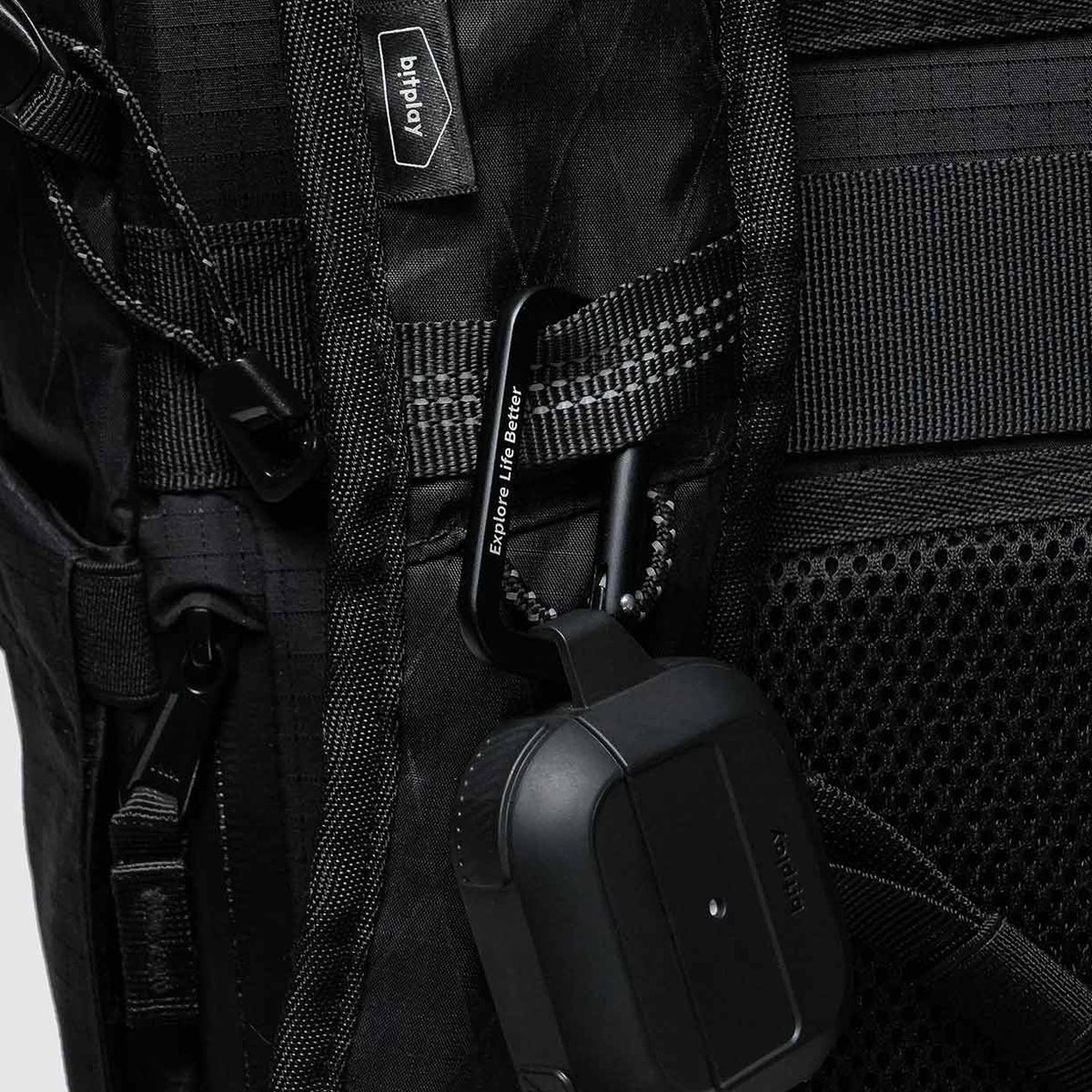 28L Backpack Black Series