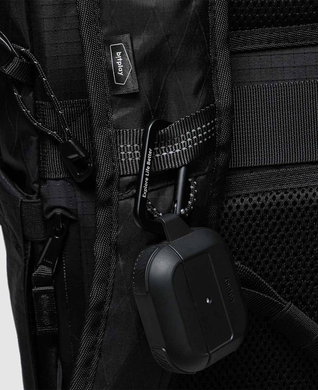 28L Backpack Black Series