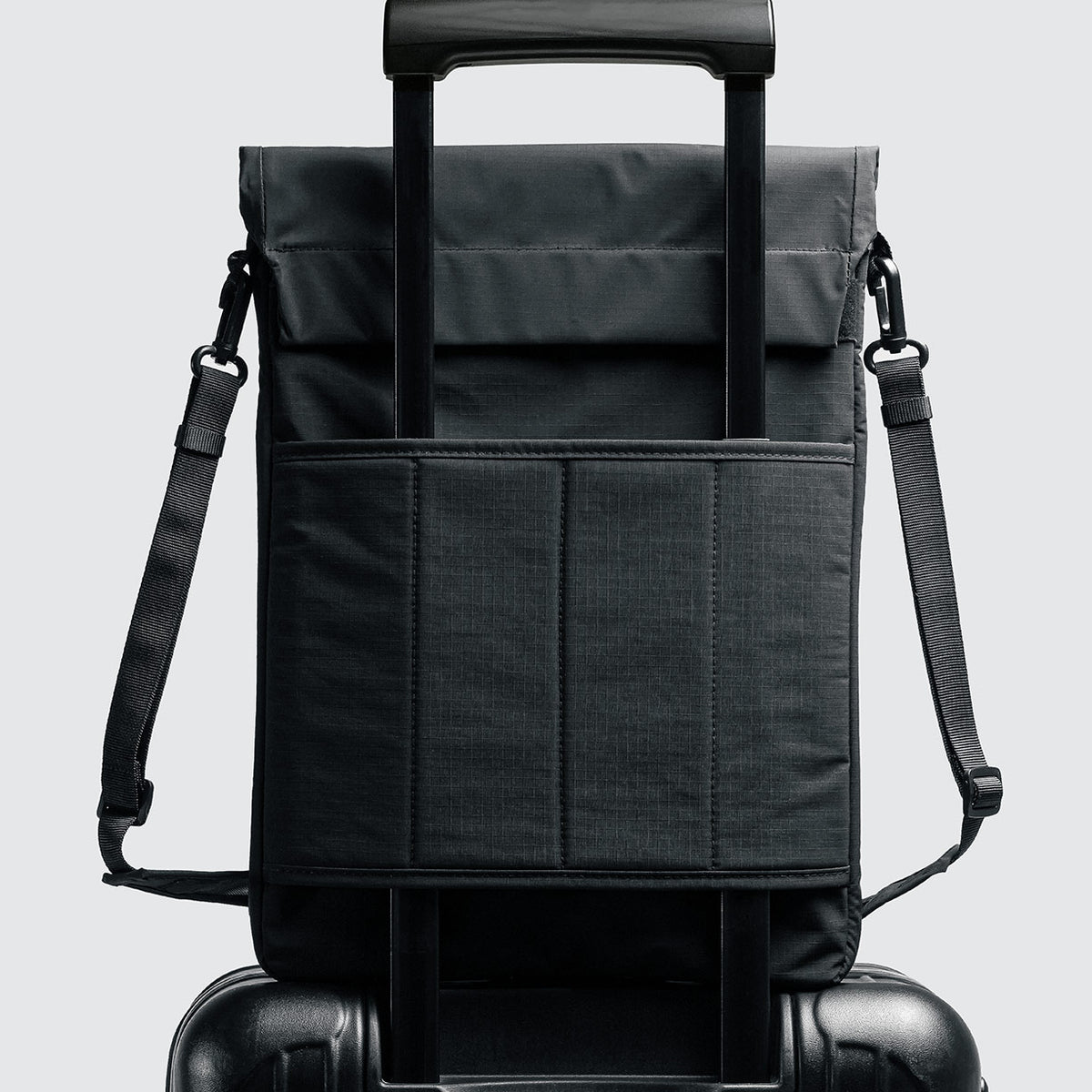 Essential 16-inch Laptop Sling