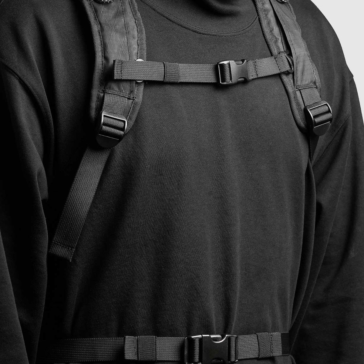 28L Backpack Black Series