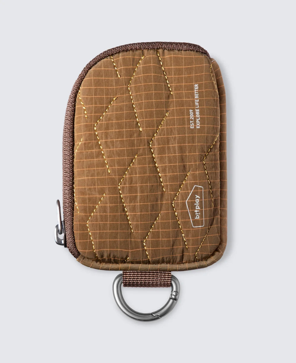 Magnetic Quilted Mini Pouch