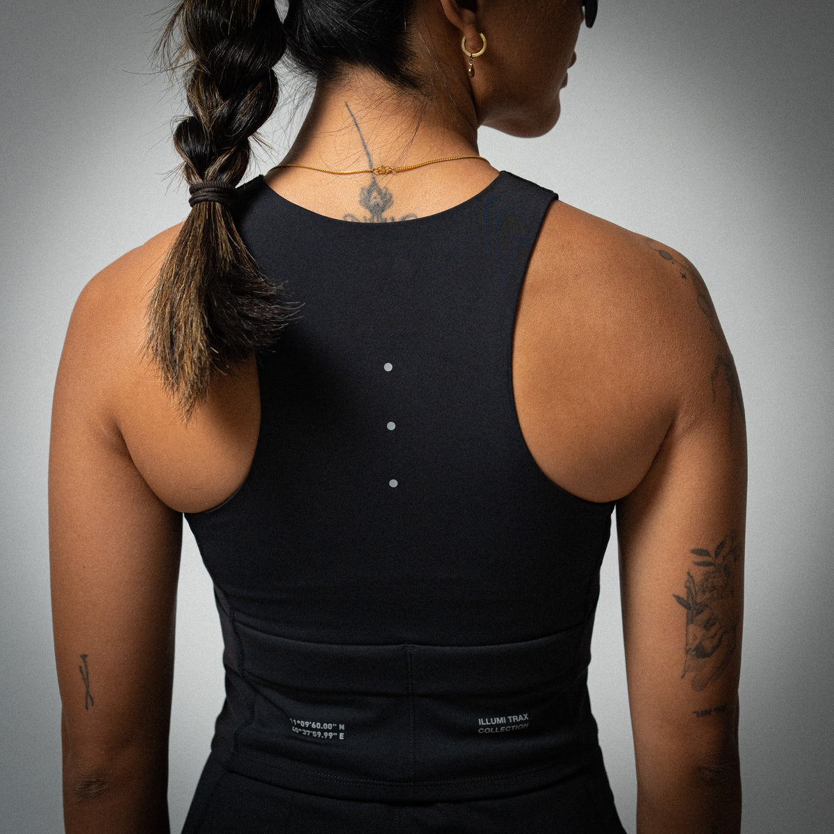 Illumi Trax WMNS Running Crop Tank Black