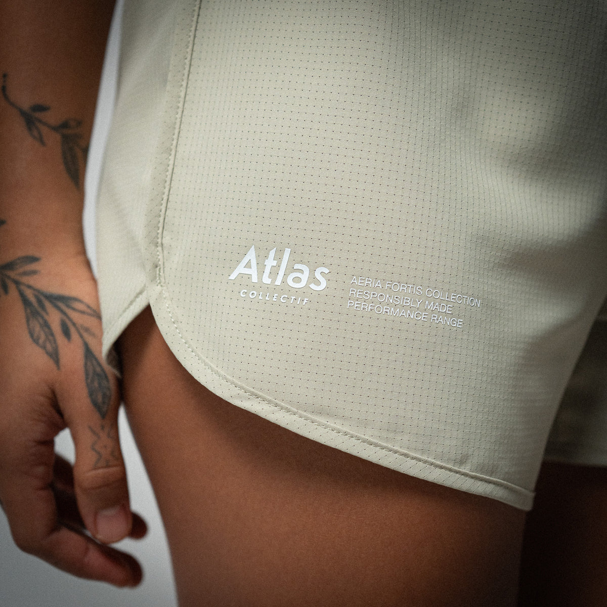 Aeria Fortis WMNS Race Shorts Beige