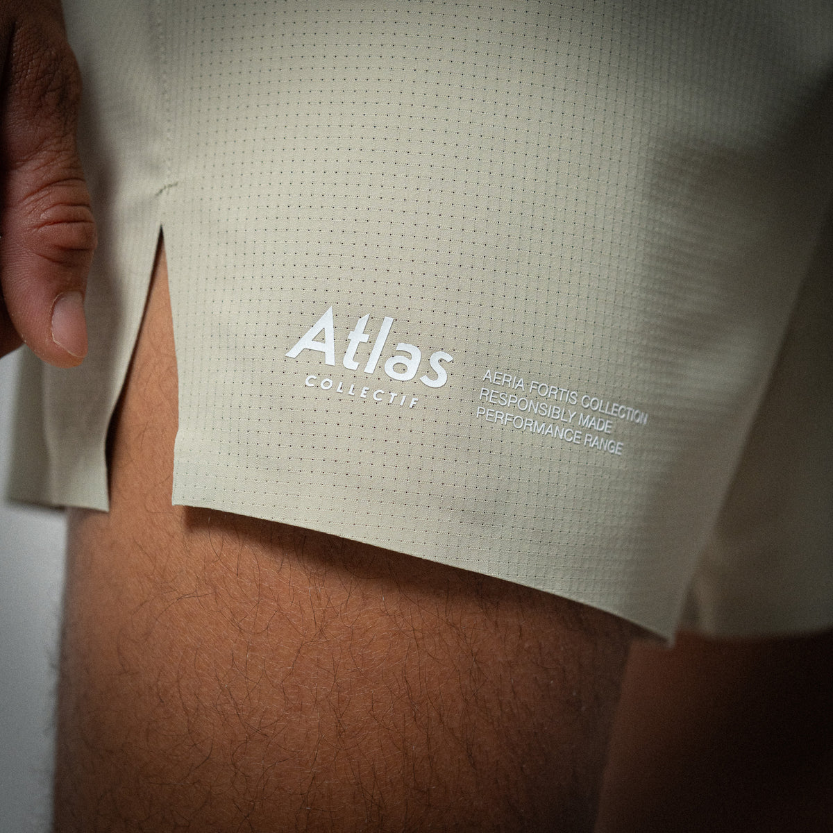 Aeria Fortis Race Shorts Beige