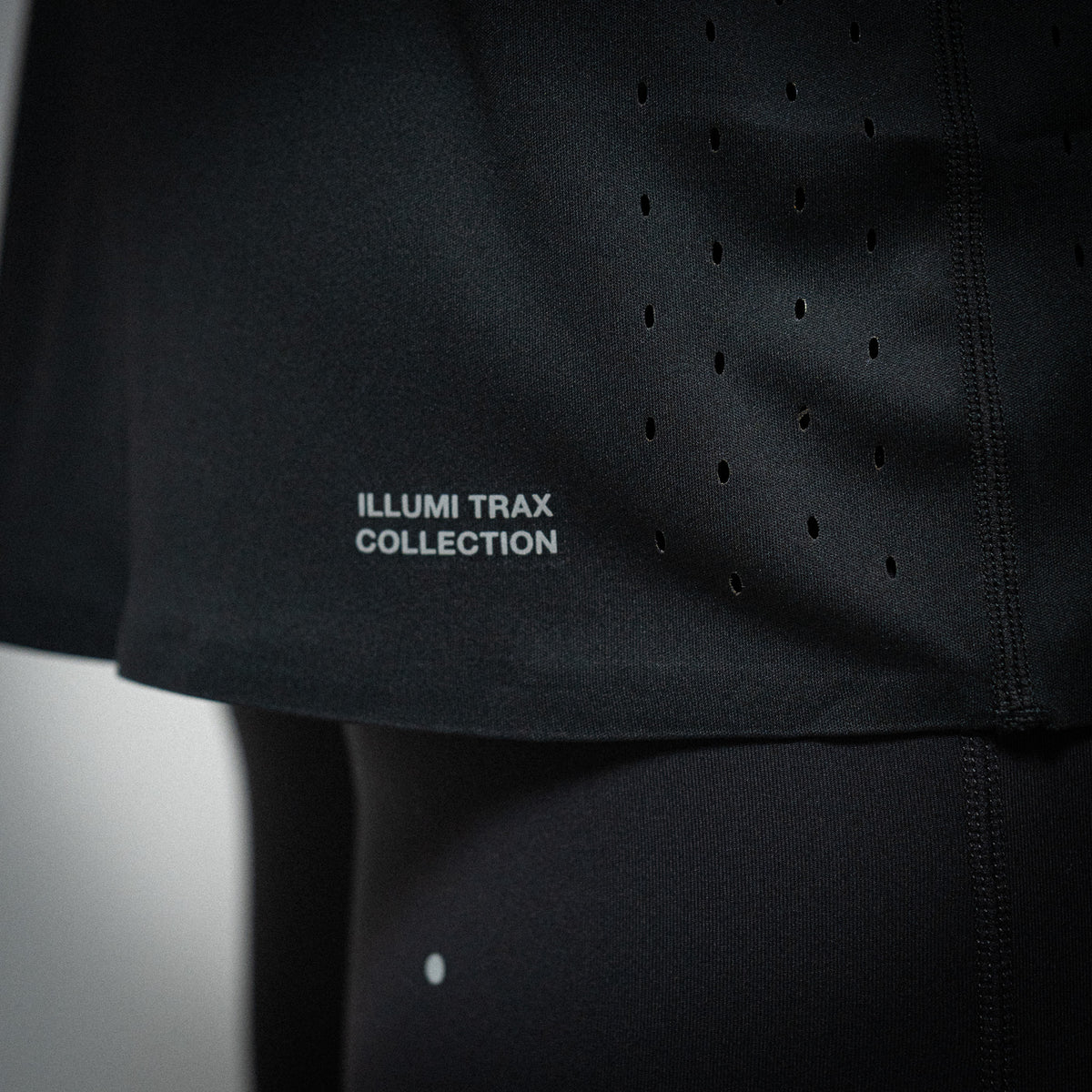 Illumi Trax Running Tank Black
