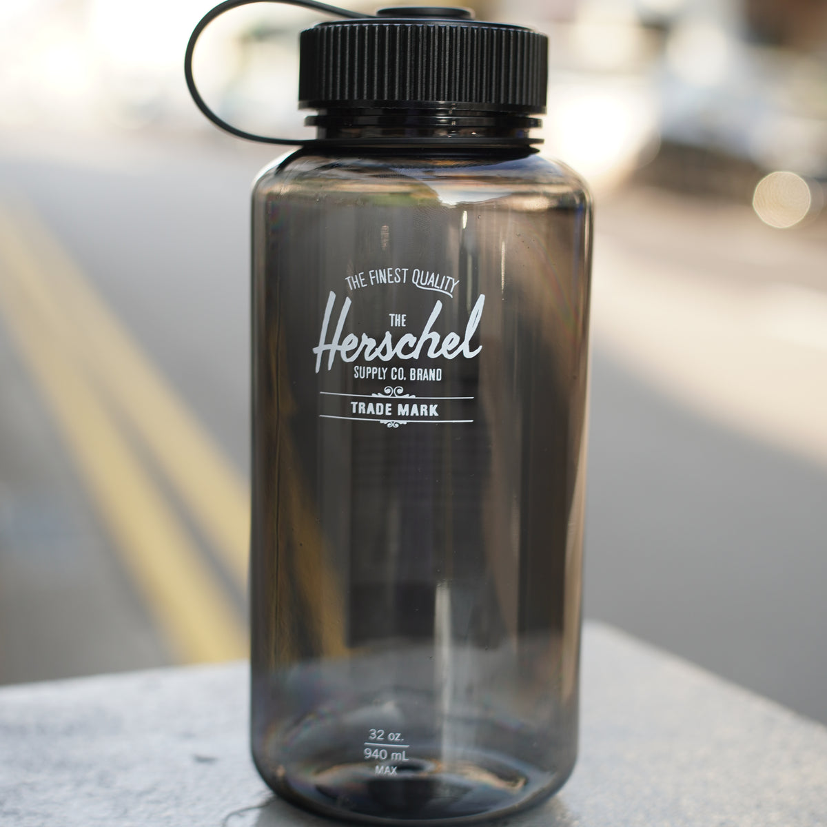32 Oz Herschel Bottle