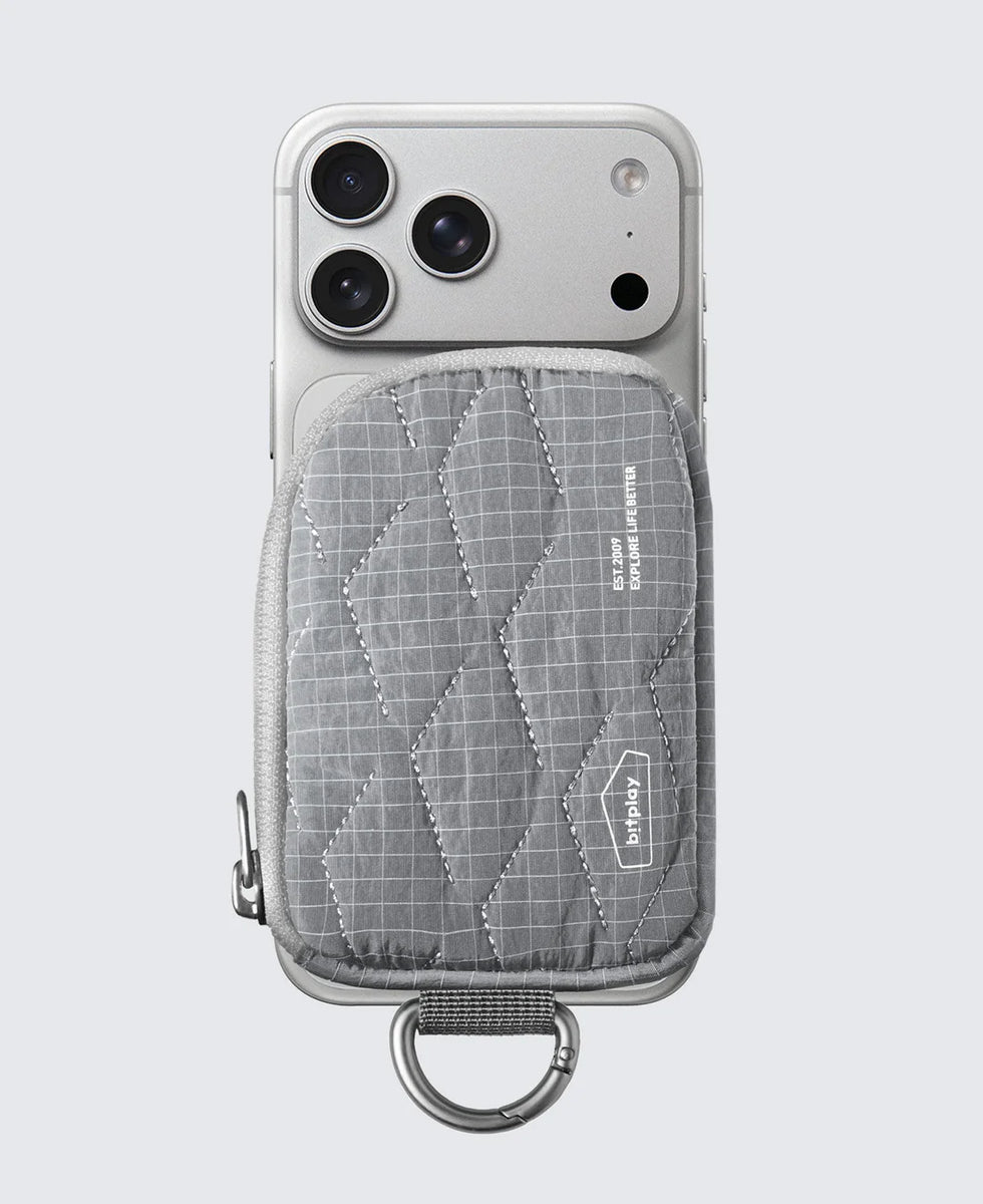 Magnetic Quilted Mini Pouch
