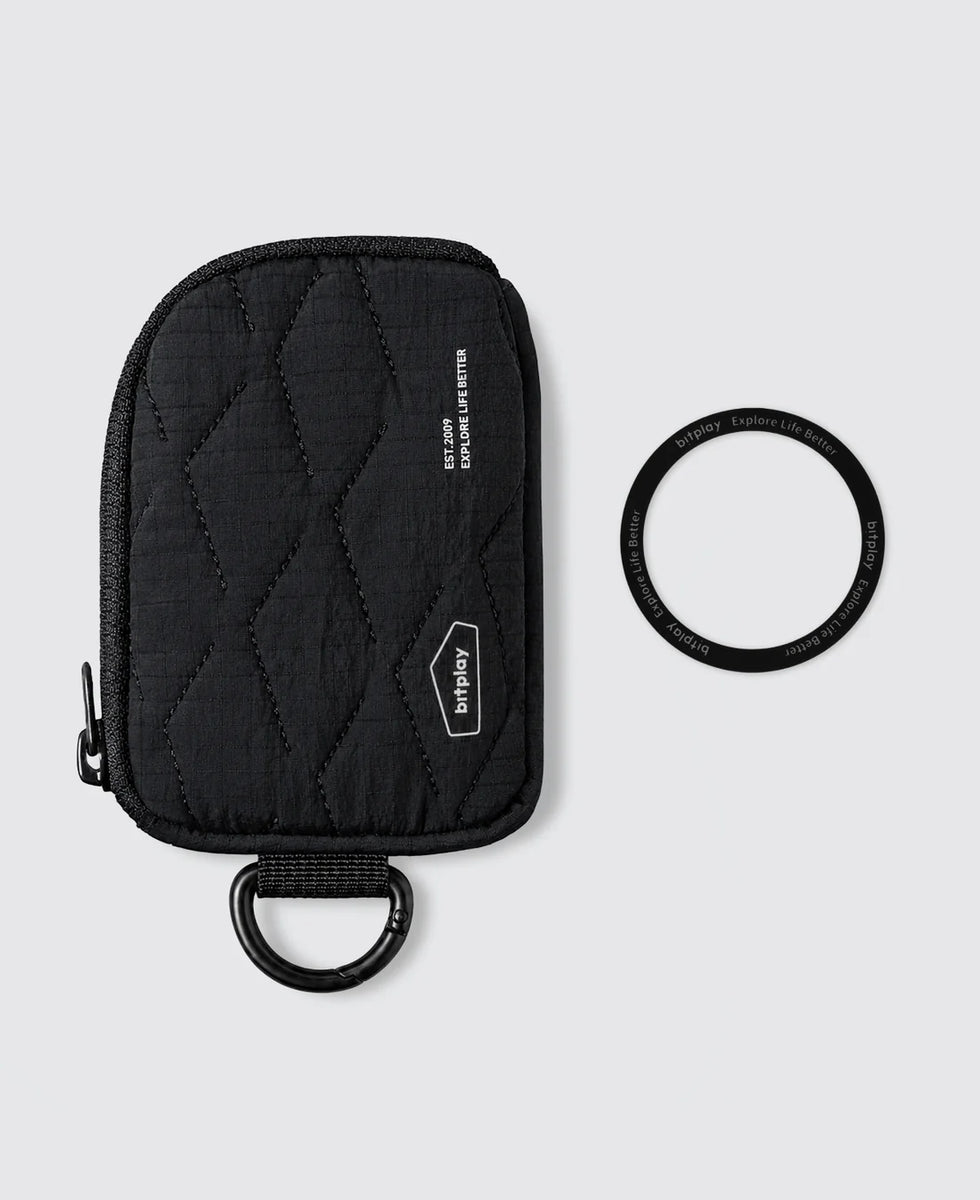 Magnetic Quilted Mini Pouch
