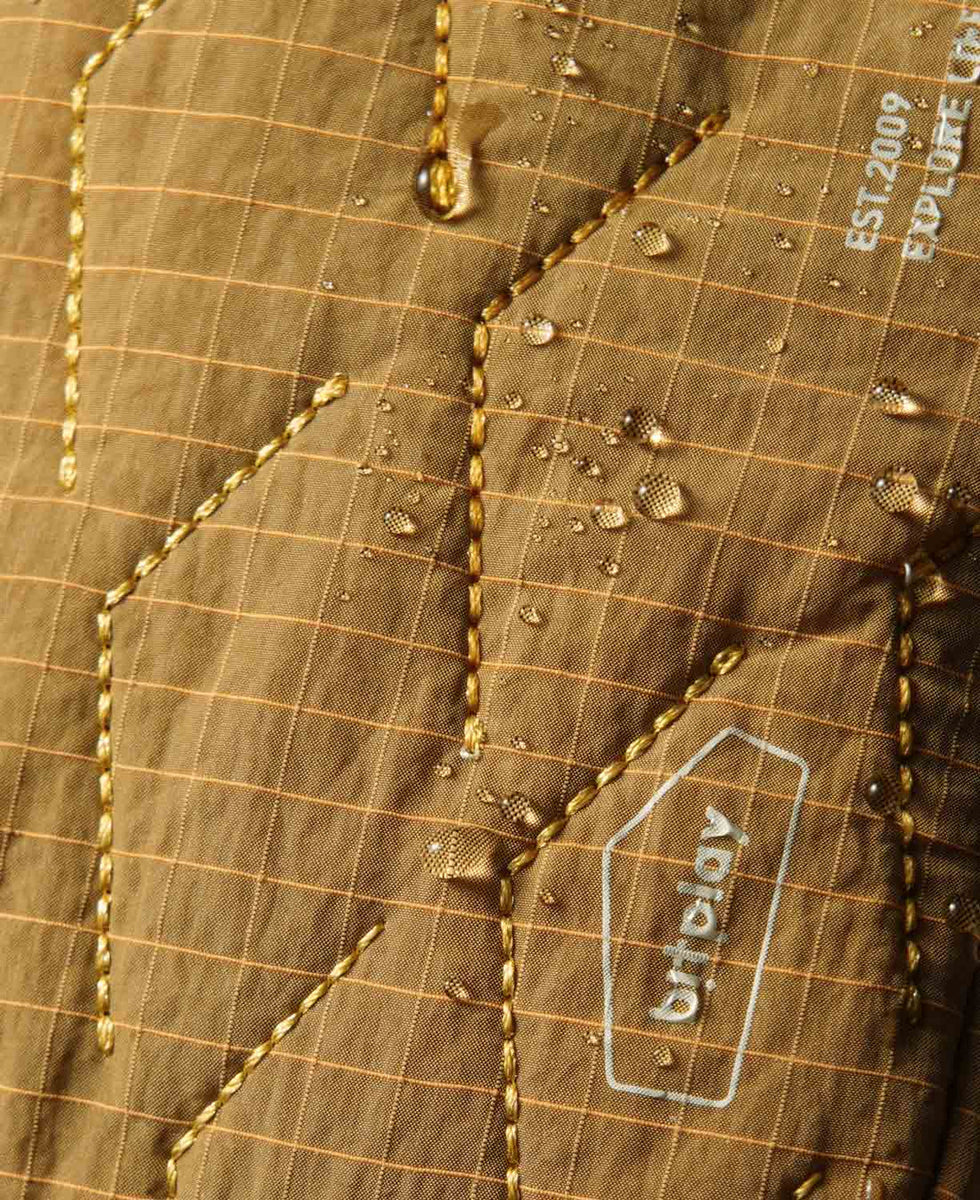 Magnetic Quilted Mini Pouch