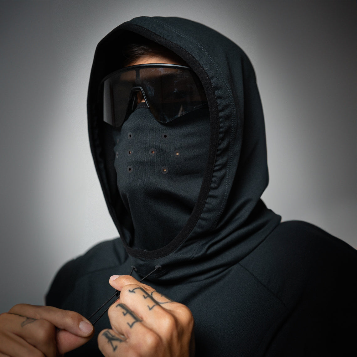 Illumi Trax Running Balaclava Hoodie Black