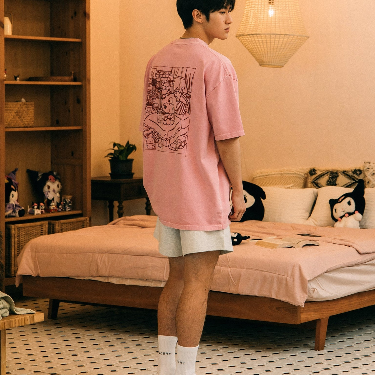 KUROMI MY BEDROOM WASHED GRAPHIC TEE/ WASHED MAUVE PINK