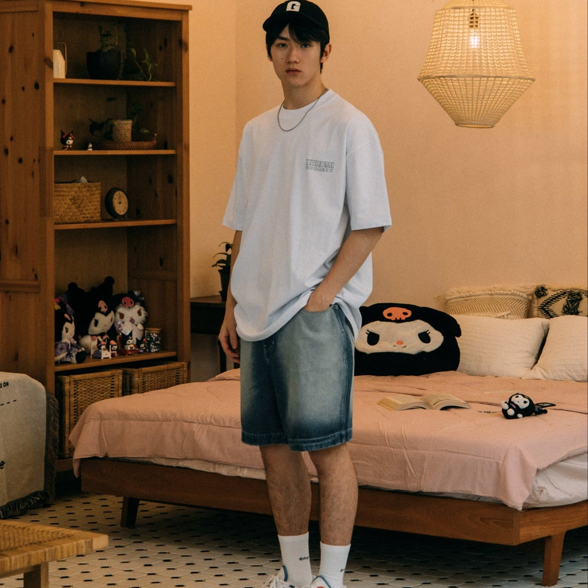 KUROMI SKETCH LOGO INVOICE TEE/ WHITE