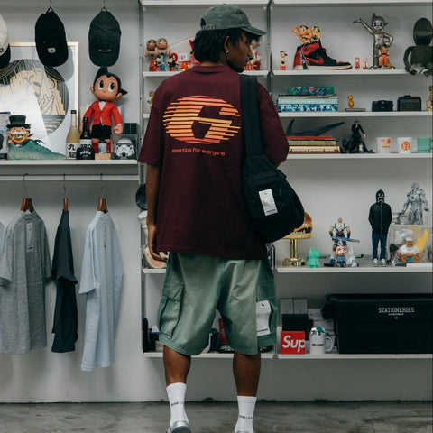 MOTION G LOGO TEE/ BURGUNDY