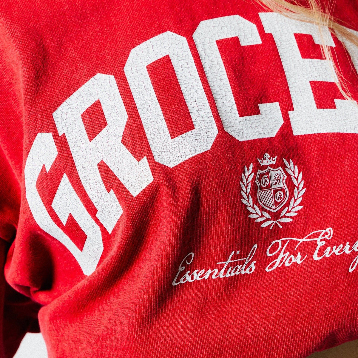 GROCERY VINTAGE COLLEGE LOGO WASHED BOXY TEE/ RED